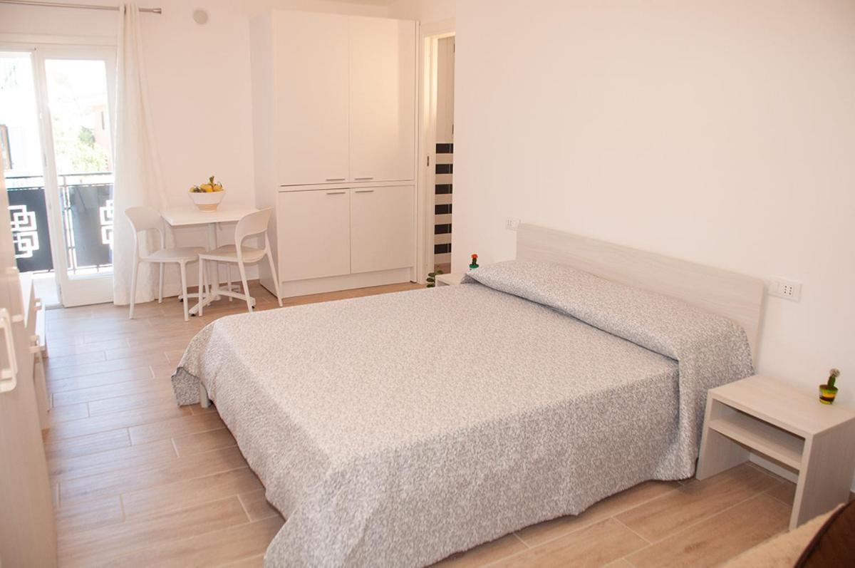Sa Prenda Bed & Breakfast Porto San Paolo  Exterior foto